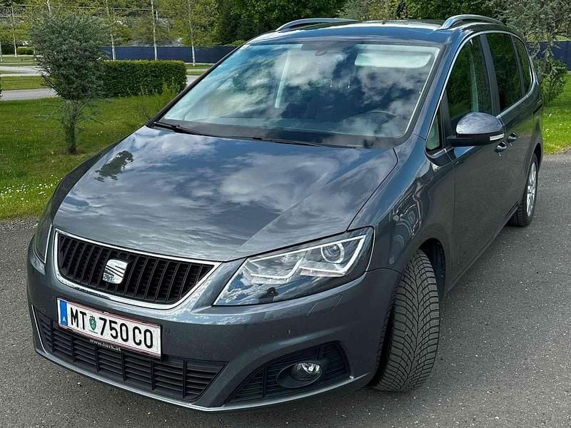 Grau Gebraucht 2013 Seat Alhambra Style Van / Kleinbus | € 12.700 (Etwas zu teuer) - Bild 1/4