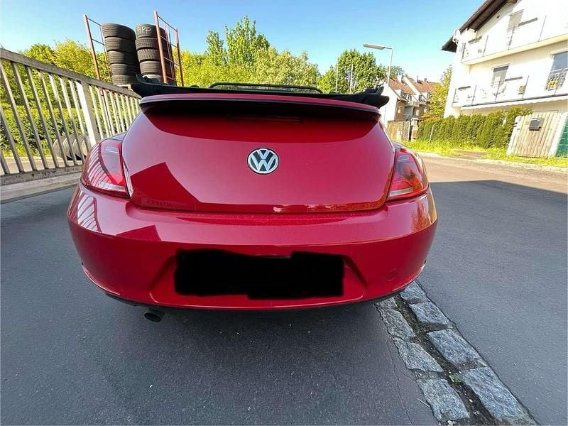 Gebraucht VW Beetle Cabriolet 110 PS (80 kW) 2015 Rot Cabrio