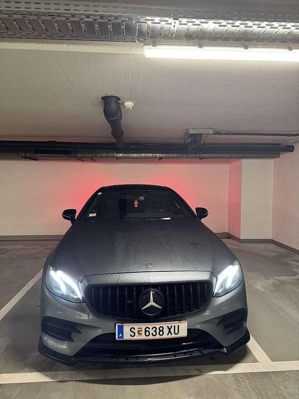 Gebraucht Mercedes E220 194 PS (142 kW) 2020 Coupé