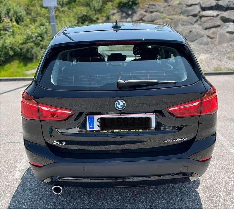 Gebraucht BMW X1 Advantage 125 PS (91 kW) 2021 Schwarz SUV