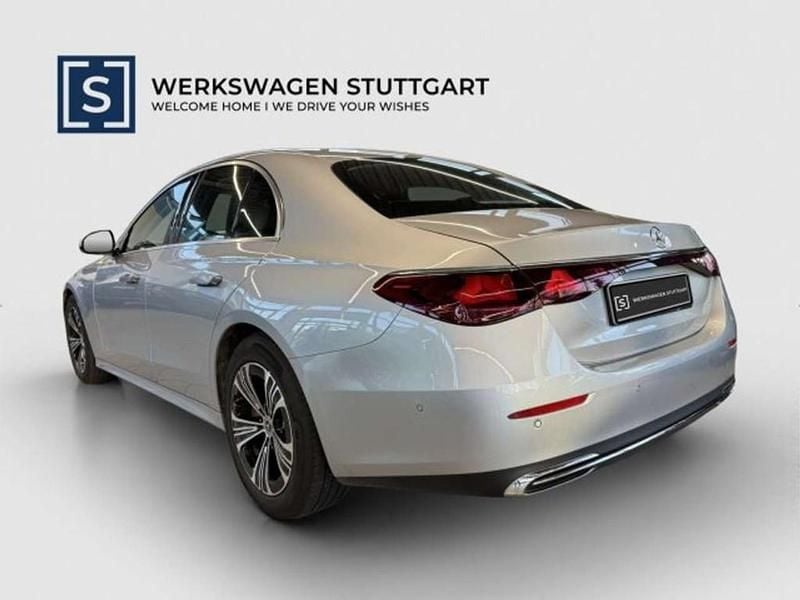 Gebraucht Mercedes E450 Avantgarde 381 PS (280 kW) 2024 Silber Limousine