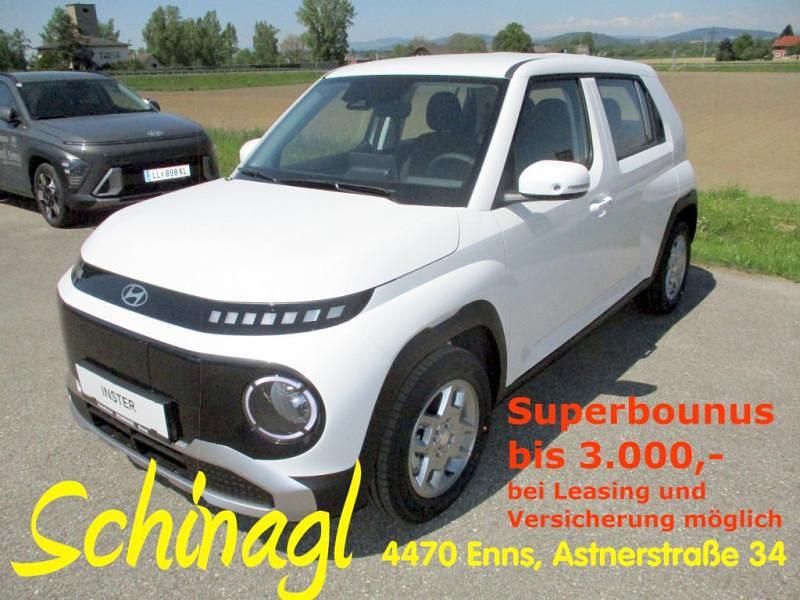 Atlas white Gebraucht 2023 Hyundai Inster Kleinwagen | € 27.550 (Fairer Preis) - Bild 1/4