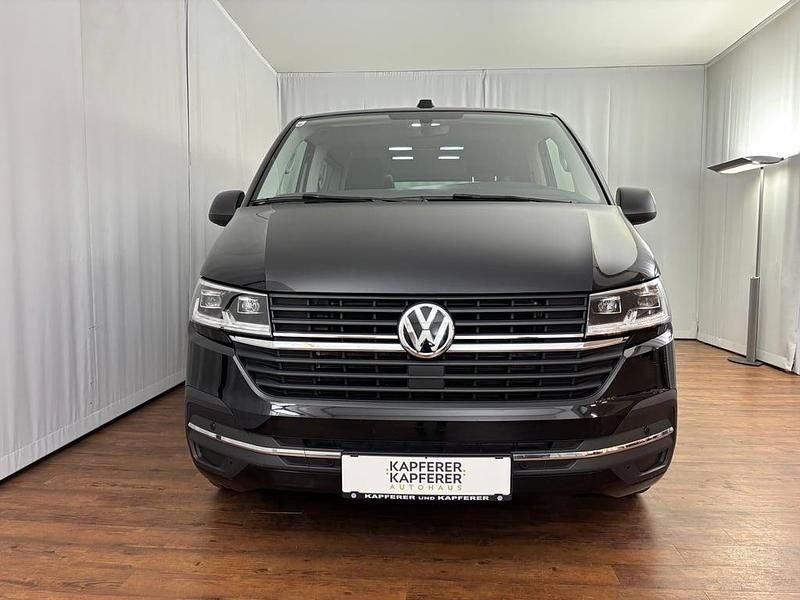 Gebraucht VW Multivan Trendline 150 PS (110 kW) 2020 Schwarz  metallicperleffektno Van