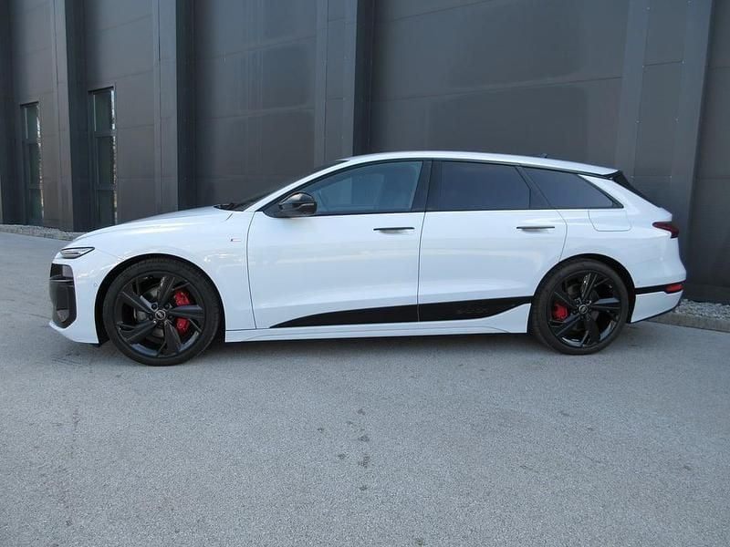 Gebraucht Audi A6 e-tron 137 kW (187 PS) 2025 Weiss  metallic Kombi