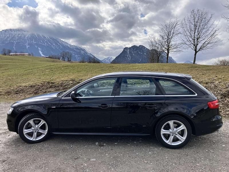Gebraucht Audi A4 Design 150 PS (110 kW) 2015 Schwarz Kombi