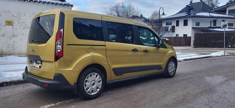 Gebraucht Ford Tourneo Trend 101 PS (74 kW) 2016 Gold Kombi
