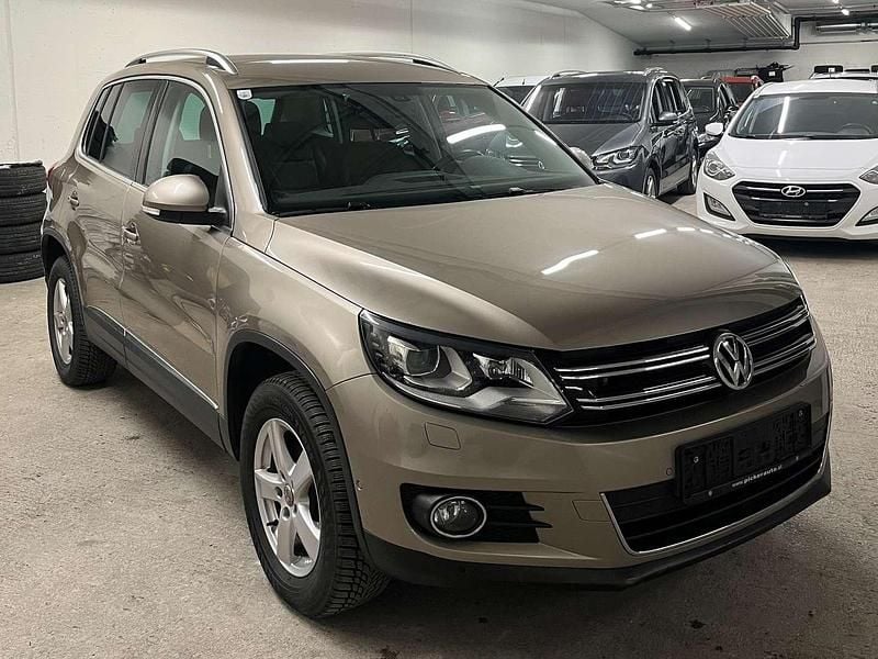 Gebraucht VW Tiguan Sport 140 PS (102 kW) 2011 Beige SUV