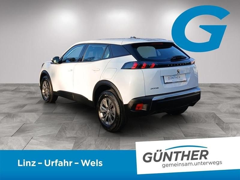 Gebraucht Peugeot 2008 Active 102 PS (75 kW) 2021 Weiß SUV