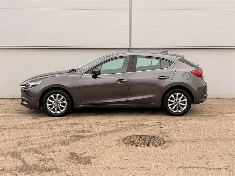 Gebraucht Mazda 3 Inclusive 101 PS (74 kW) 2018 Machine grau Limousine