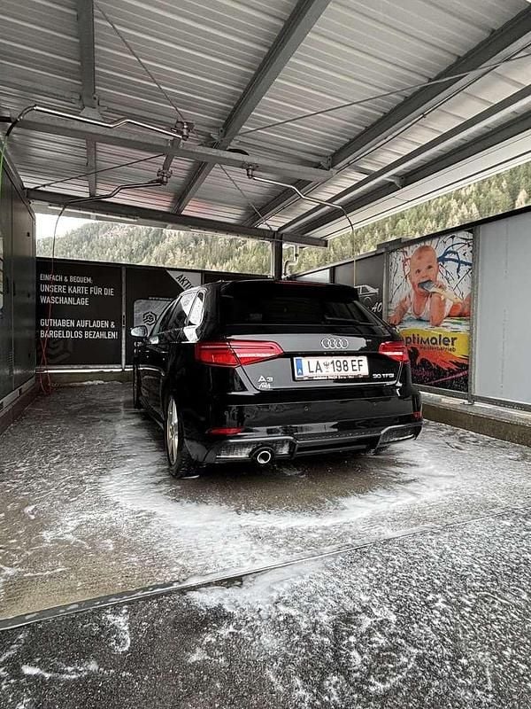 Gebraucht Audi A3 Design 116 PS (85 kW) 2019 Schwarz Limousine