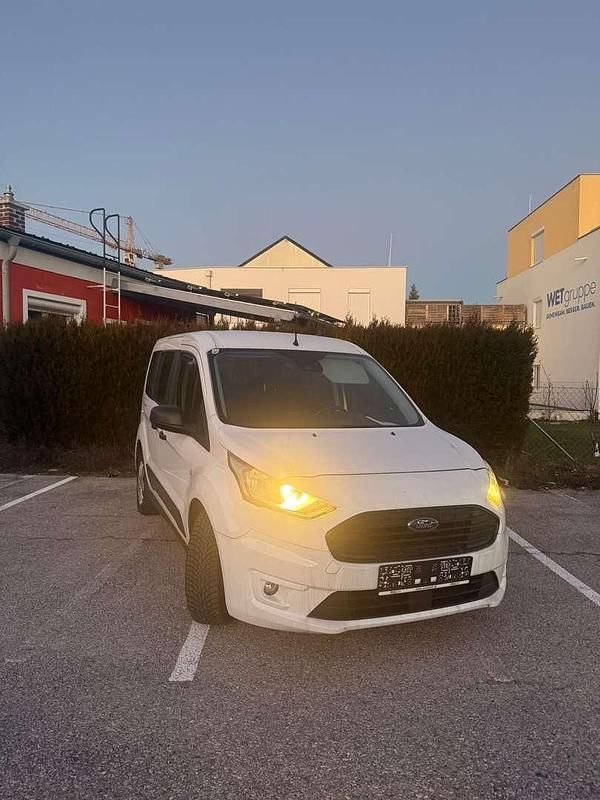 Gebraucht Ford Tourneo Trend 101 PS (74 kW) 2021 Kombi
