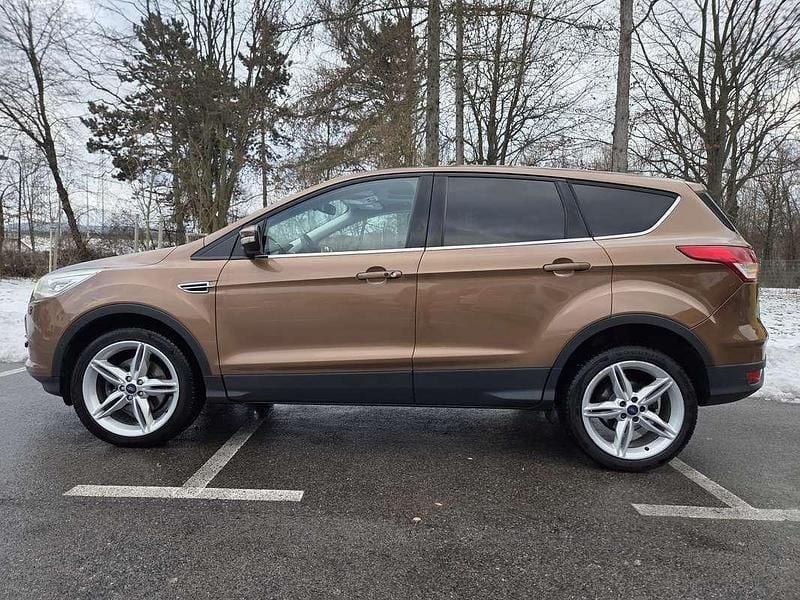 Gebraucht Ford Kuga Titanium 163 PS (119 kW) 2013 Bronze SUV