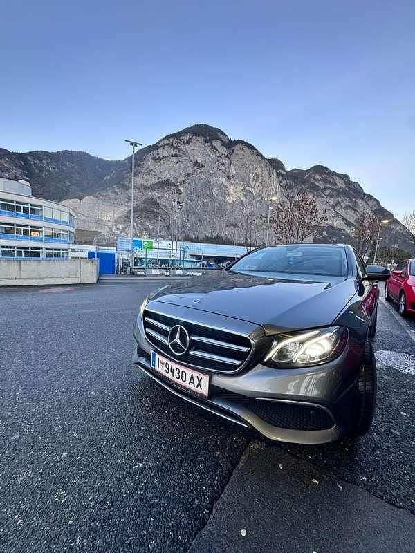 Gebraucht Mercedes E200 160 PS (117 kW) 2020 Limousine