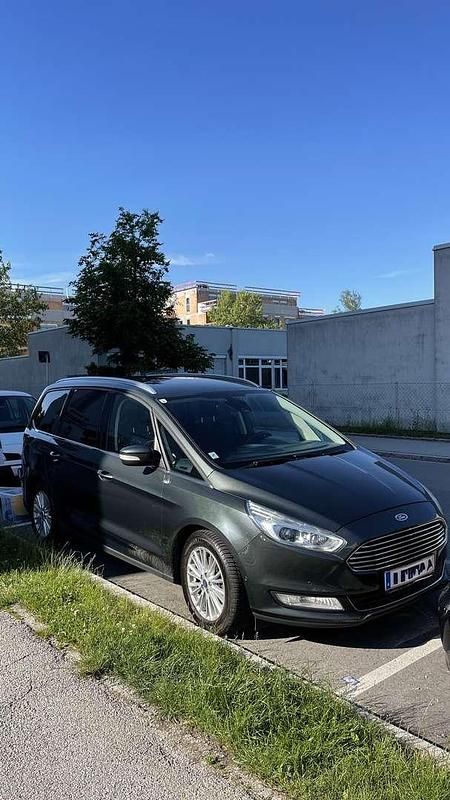 Gebraucht 2017 Ford Galaxy Titanium Van / Kleinbus | € 12.290 (Etwas zu teuer) - Bild 1/4