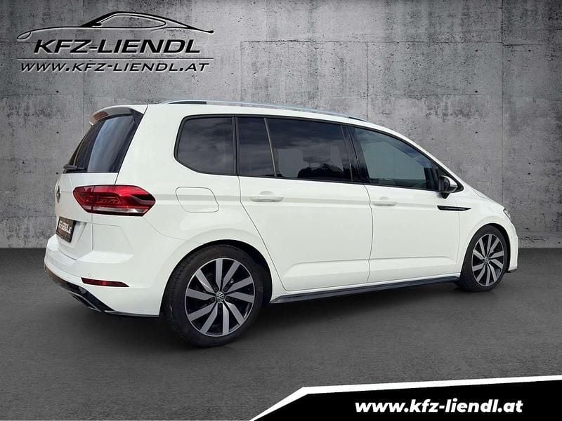 Gebraucht VW Touran Comfortline 116 PS (85 kW) 2017 Weiß Van / Kleinbus