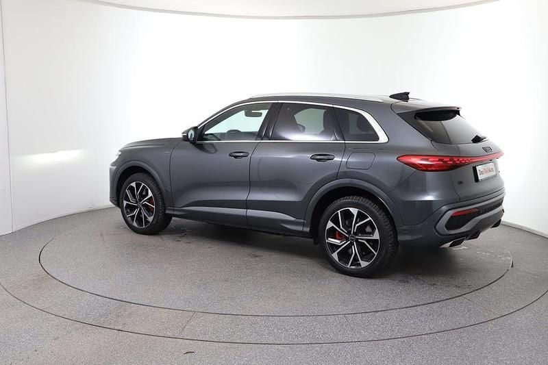 Neu Audi Q5 367 PS (269 kW) 2026 Mittelgrau  metallicperleffekt SUV