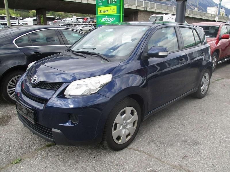 Gebraucht Toyota Urban Cruiser Basis 101 PS (74 kW) 2010 Blau SUV