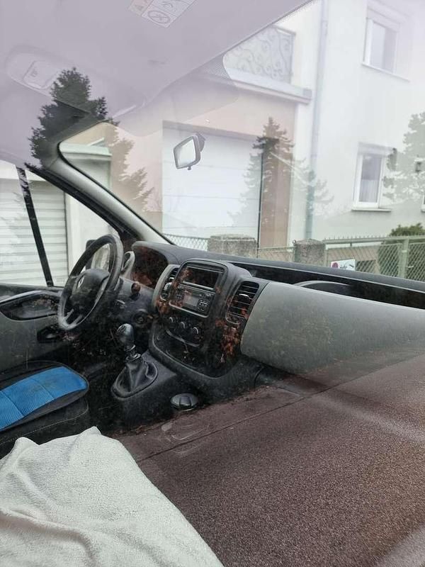 Gebraucht Renault Trafic 121 PS (88 kW) 2019 Weiß Van / Kleinbus