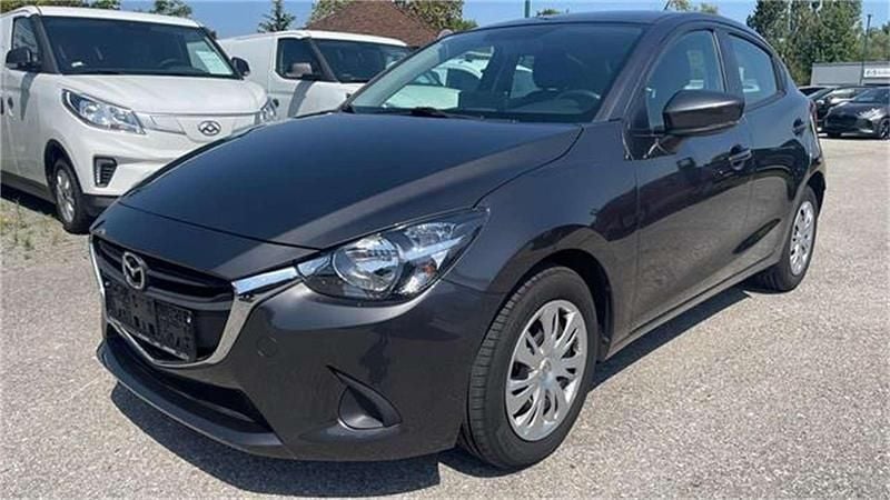 Grau Gebraucht 2018 Mazda 2 Limousine | € 10.990 (Fairer Preis) - Bild 1/1