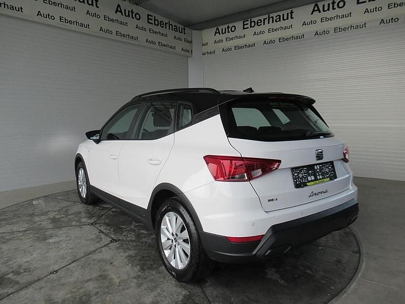Gebraucht Seat Arona Style 95 PS (69 kW) 2023 Weiß SUV
