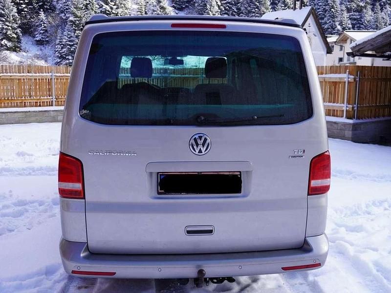 Gebraucht VW California Beach 140 PS (102 kW) 2015 Grau Van