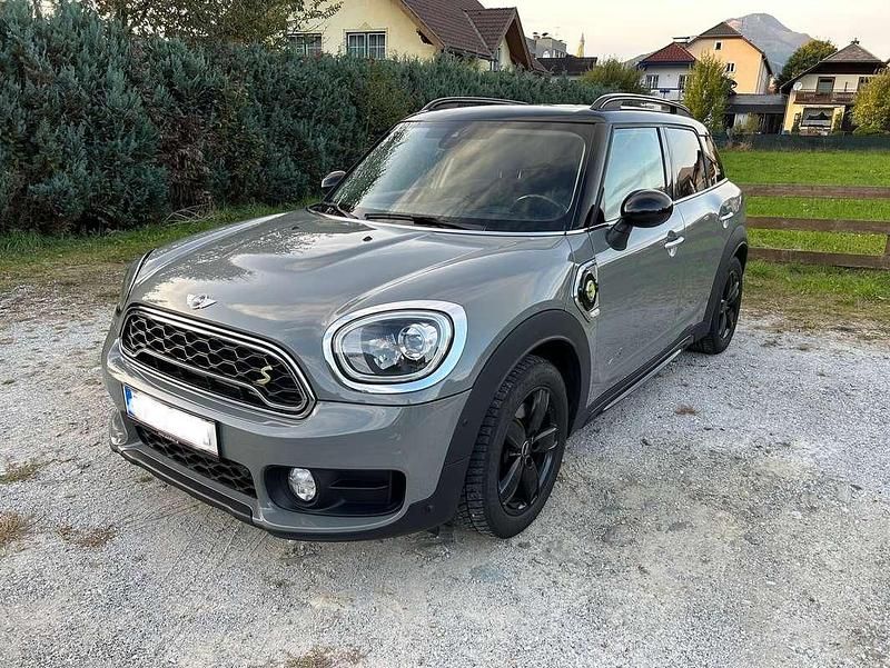 Grau Gebraucht 2018 Mini Cooper S Countryman SUV | € 17.500 (Superpreis) - Bild 1/4