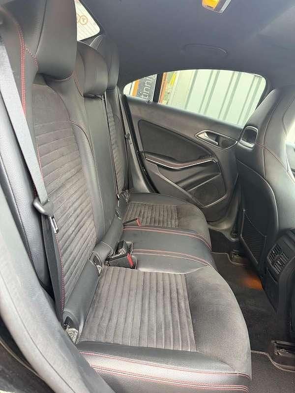 Gebraucht Mercedes CLA220 170 PS (125 kW) 2014 Limousine