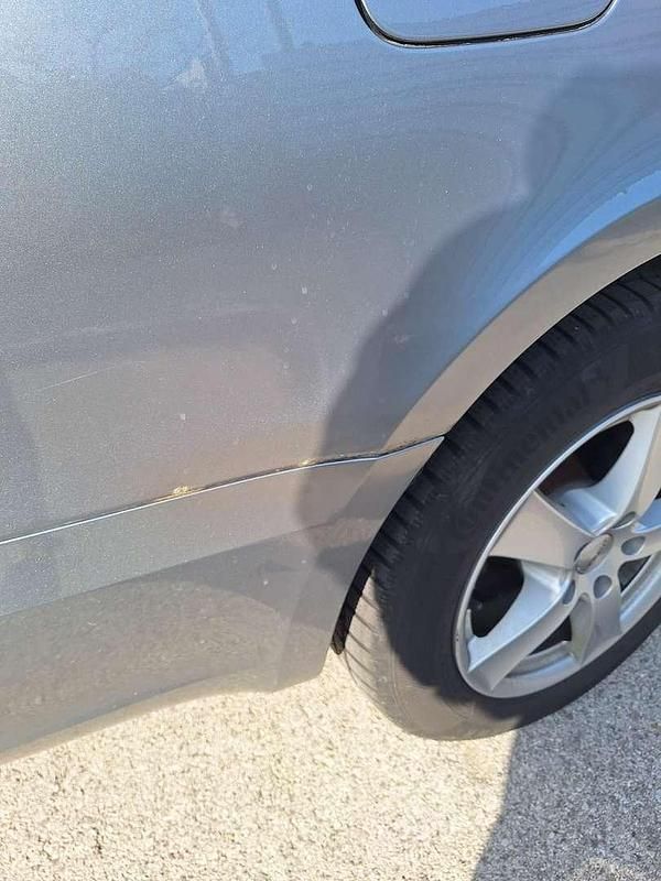 Gebraucht Skoda Superb Elegance 140 PS (102 kW) 2012 Grau Kombi