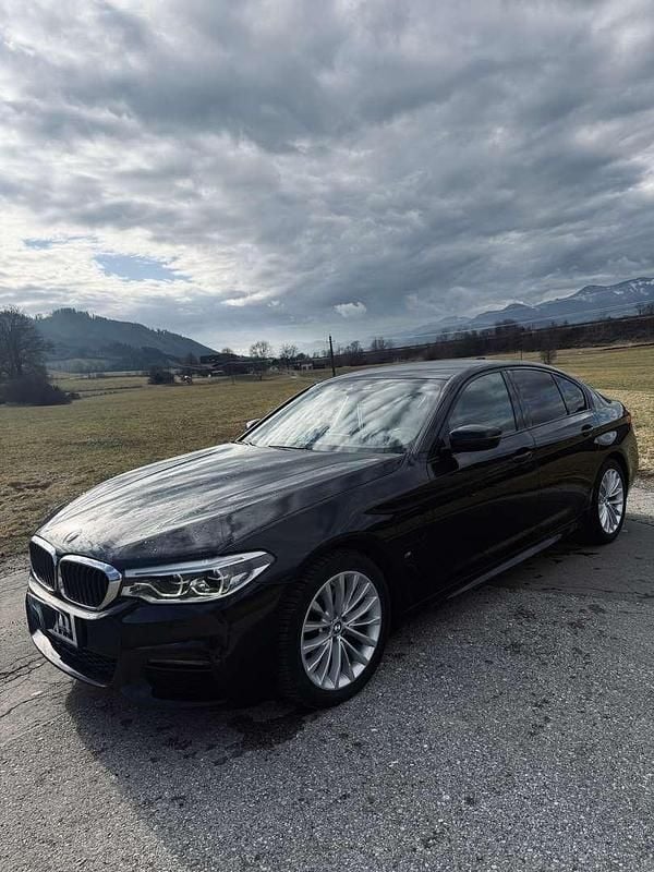 Gebraucht BMW 530e M Sport 250 PS (183 kW) 2020 Schwarz Limousine