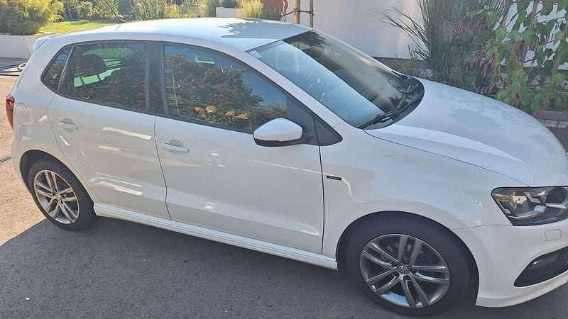 Gebraucht VW Polo LOUNGE 75 PS (55 kW) 2016 Weiß Limousine