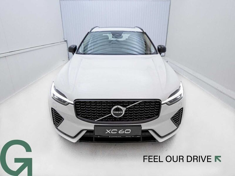 Gebraucht Volvo XC60 349 PS (256 kW) 2024 Weiß SUV