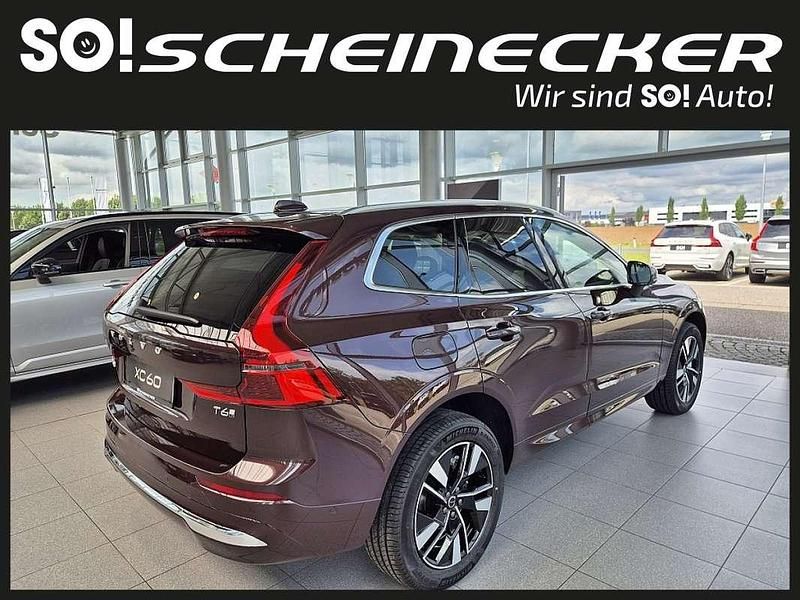 Gebraucht Volvo XC60 Plus 253 PS (186 kW) 2025 Rot SUV