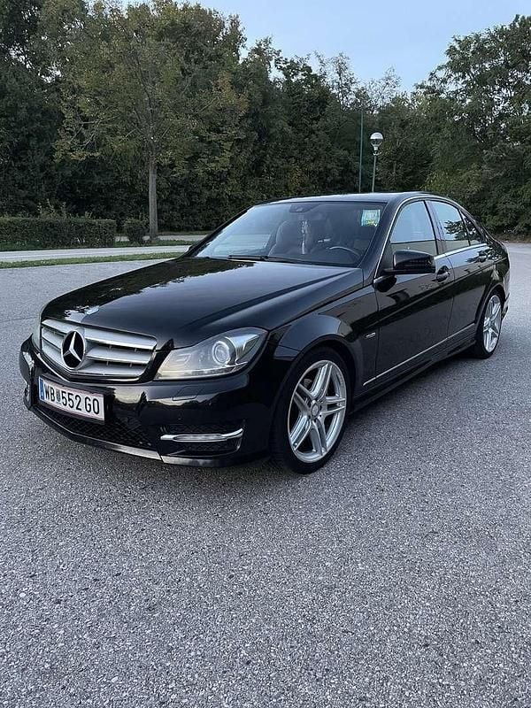 Gebraucht Mercedes C220 Avantgarde 170 PS (125 kW) 2012 Limousine