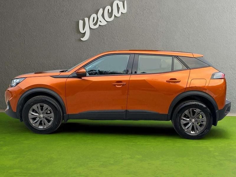 Gebraucht Peugeot 2008 Active 101 PS (74 kW) 2021 Orange SUV