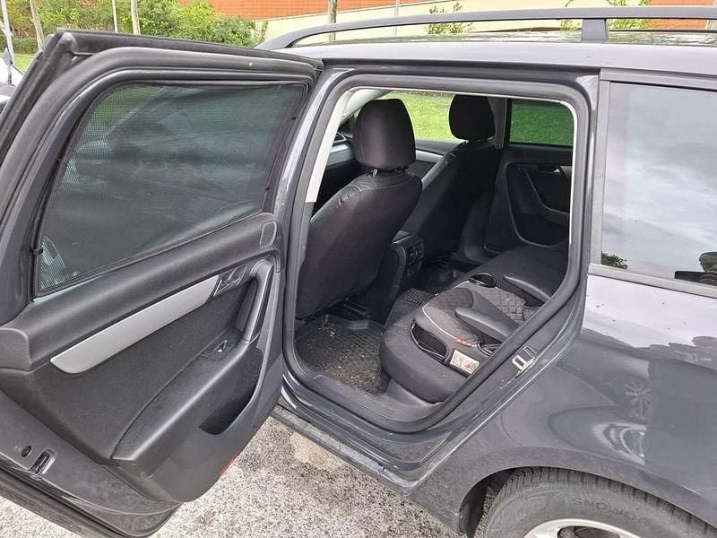 Gebraucht VW Passat Trendline 105 PS (77 kW) 2011 Kombi