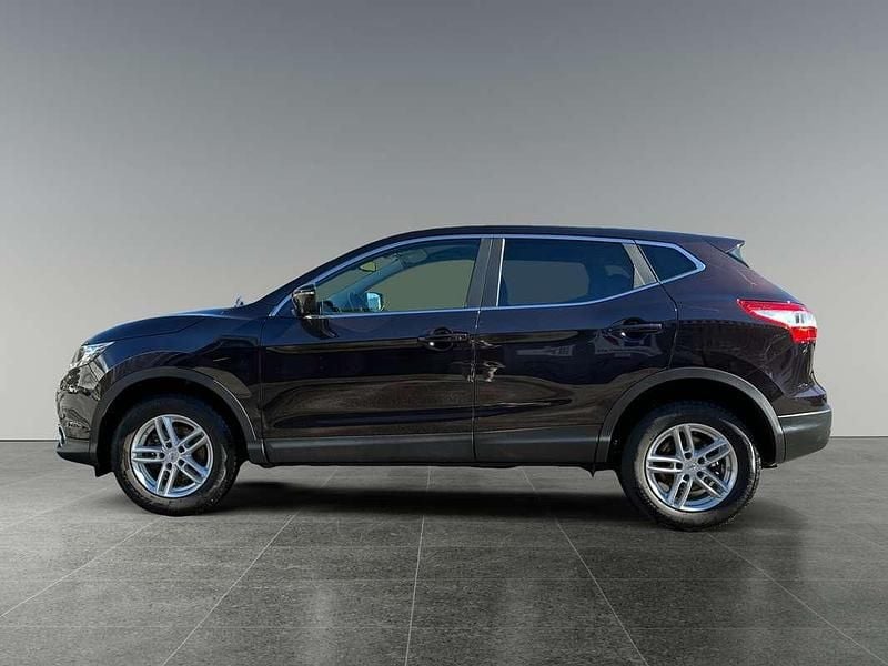 Gebraucht Nissan Qashqai N-Connecta 116 PS (85 kW) 2016 Schwarz SUV