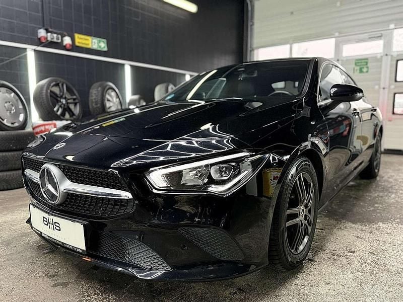 Schwarz Gebraucht 2019 Mercedes CLA200 Coupé | € 24.990 (Fairer Preis) - Bild 1/4