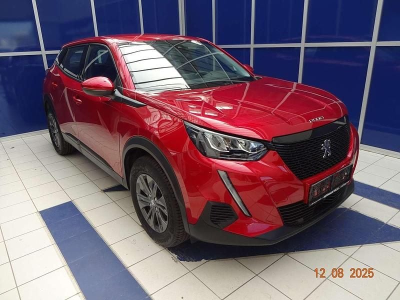Rot Gebraucht 2021 Peugeot 2008 Active SUV | € 13.900 (Fairer Preis) - Bild 1/4
