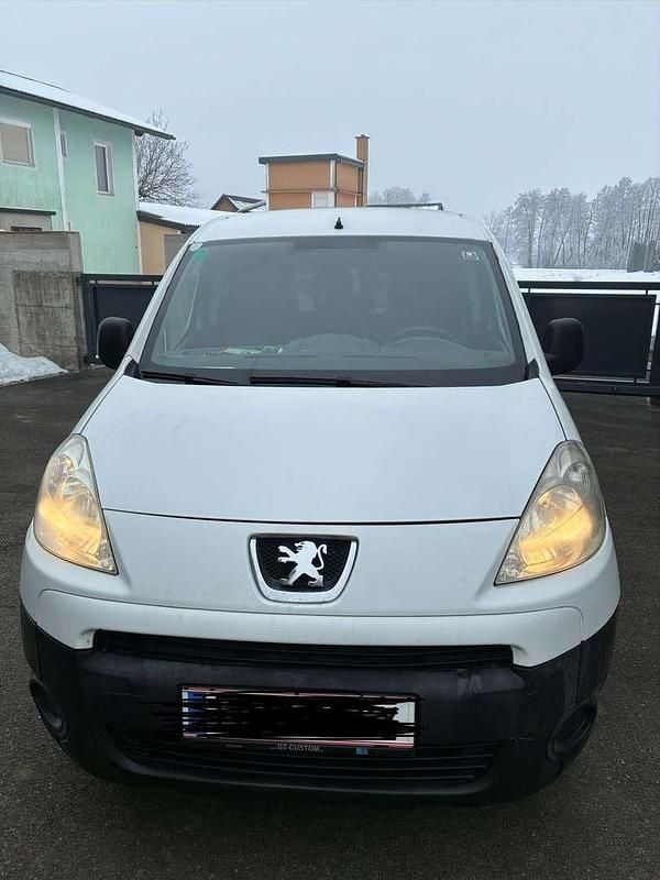 Gebraucht Peugeot Partner 69 PS (50 kW) 2012 Van / Kleinbus