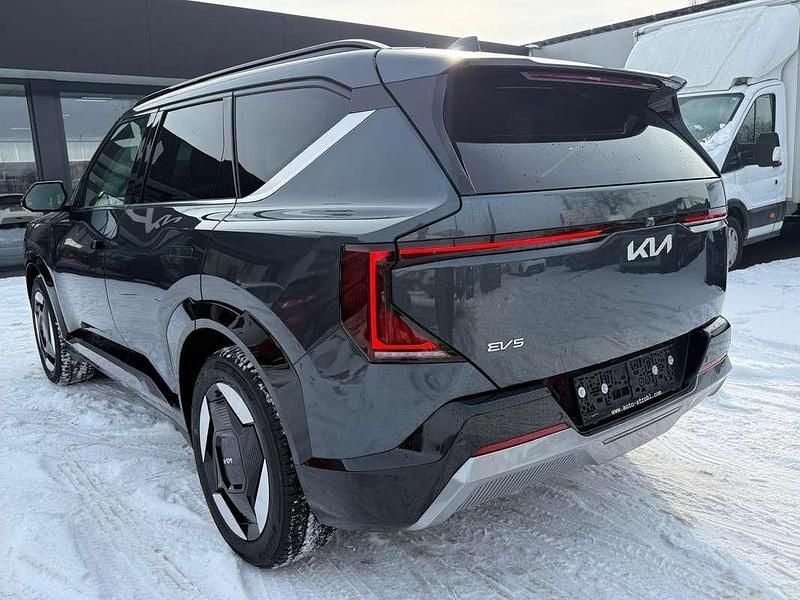 Neu Kia EV5 Launch Edition 158 kW (216 PS) 2025 Grau SUV
