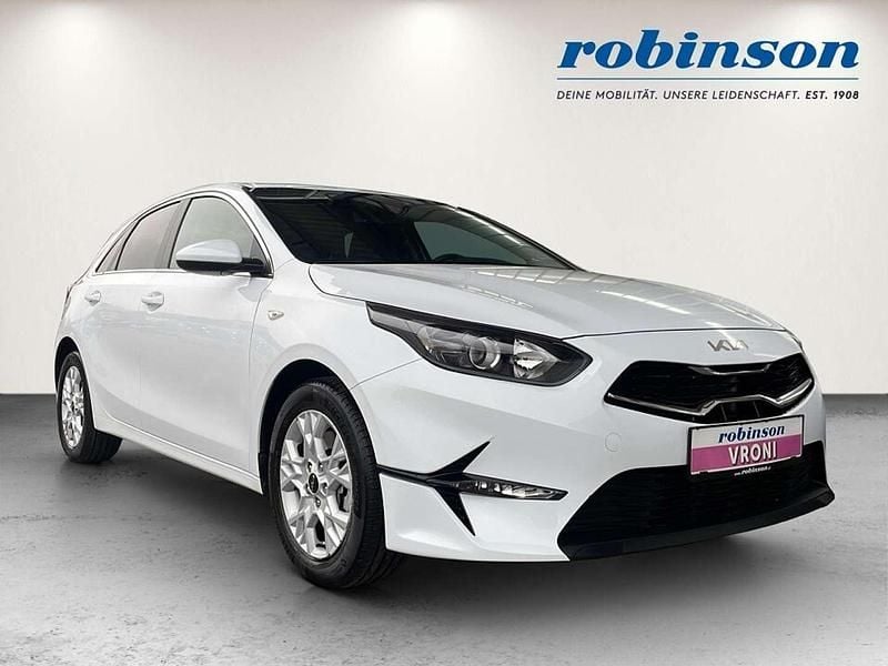 Gebraucht Kia Ceed Silver 101 PS (74 kW) 2025 Weiß Kleinwagen