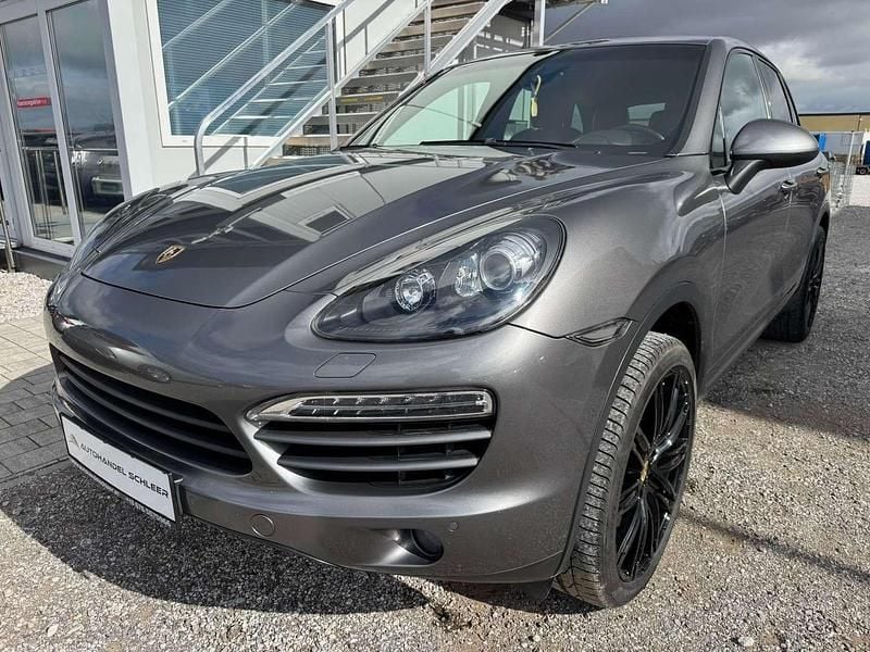 Grau Gebraucht 2013 Porsche Cayenne SUV | € 27.990 (Fairer Preis) - Bild 1/4