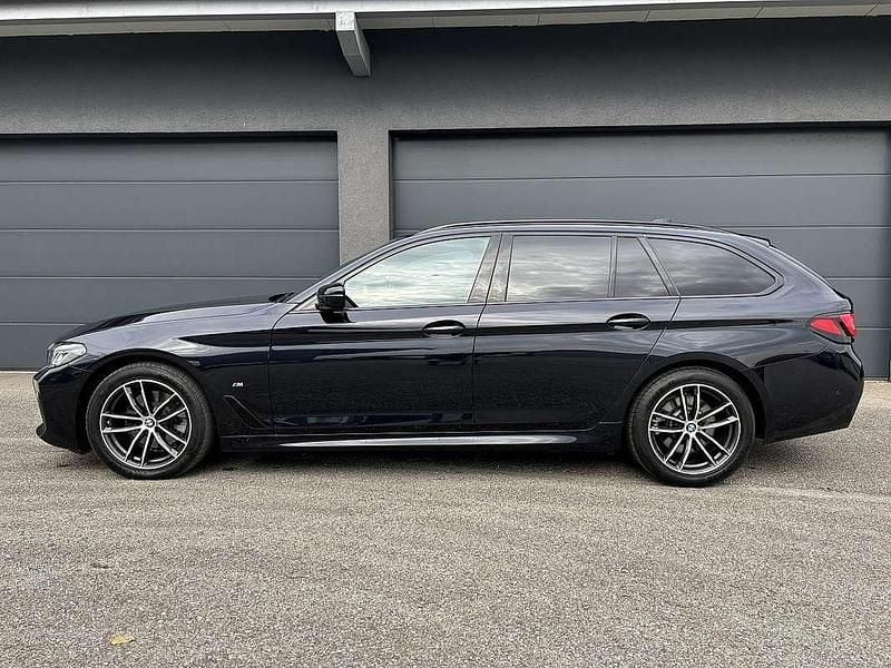 Gebraucht BMW 520 M Sport 190 PS (139 kW) 2020 Schwarz Kombi