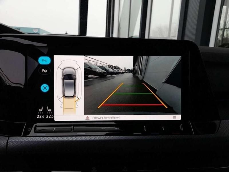 Gebraucht VW Golf VIII Active 150 PS (110 kW) 2022 Grau Limousine