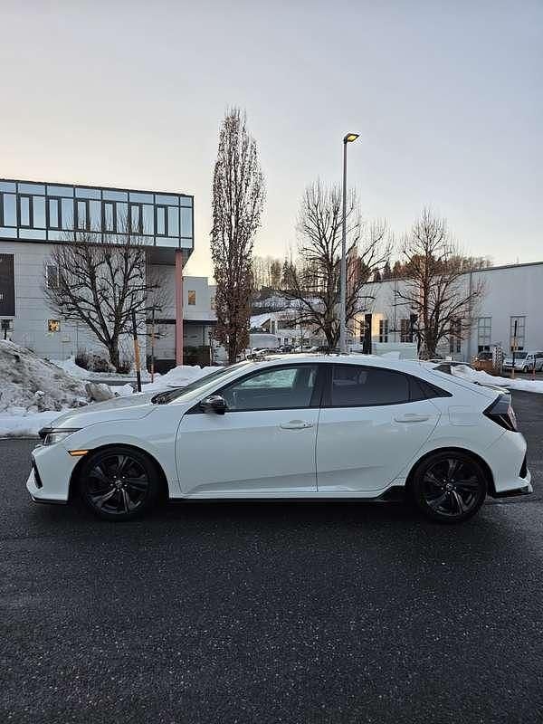 Gebraucht Honda Civic Sport Plus 182 PS (133 kW) 2020 Weiß Limousine