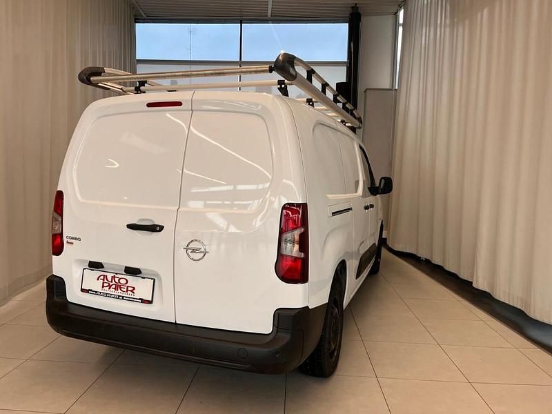 Gebraucht Opel Combo Enjoy 102 PS (75 kW) 2021 Weiß Van / Kleinbus