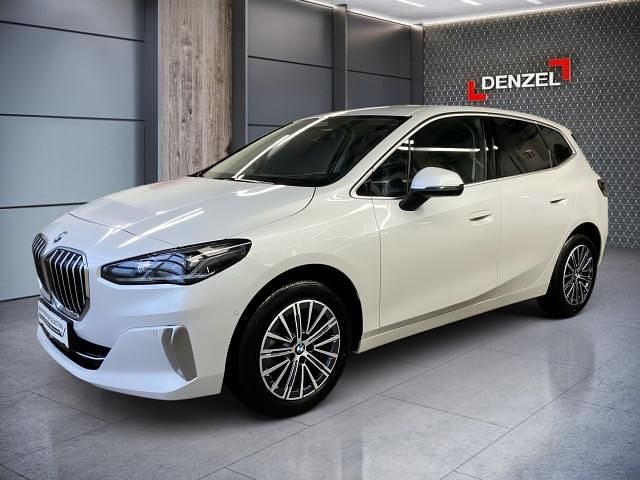 Gebraucht BMW 218 Luxury Line 136 PS (100 kW) 2024 Mineralweiß metallic Kombi