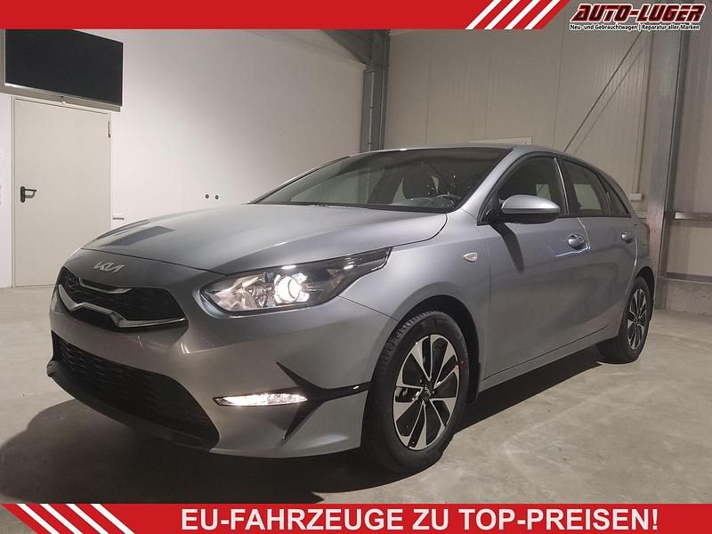 Neu Kia Ceed 2025 Lunargrau metallic Kleinwagen