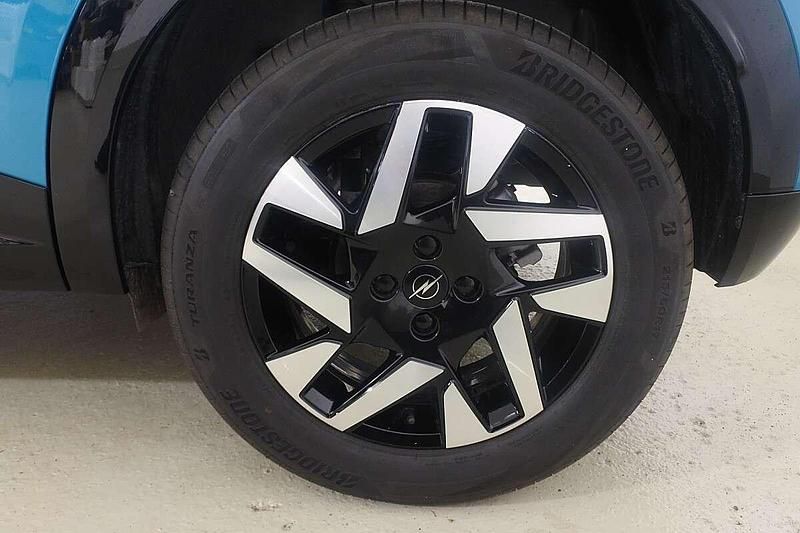 Neu Opel Mokka 131 PS (96 kW) 2025 Grün SUV