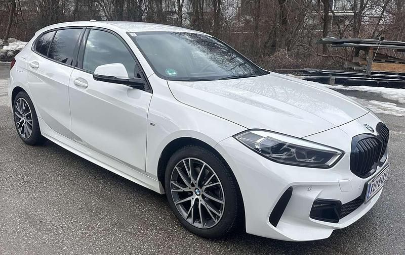 Gebraucht BMW 118 M Sport 140 PS (102 kW) 2020 Weiß Kleinwagen